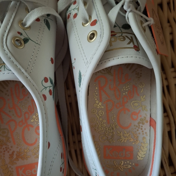 KEDS - Riffle Paper Co. - Picture 6 of 6